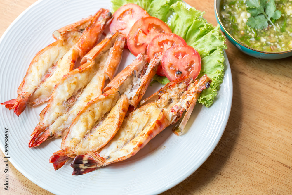 Grilled shrimp on plate
