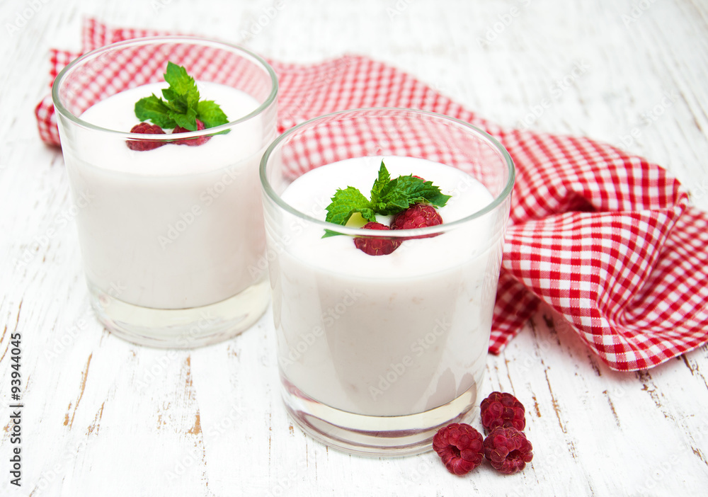Glasses with fruit yogurt Glasses with fruit yogurt