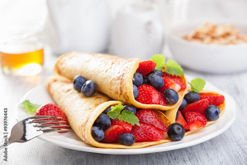 pancakes with strawberry blueberry pancakes with strawberry blueberry