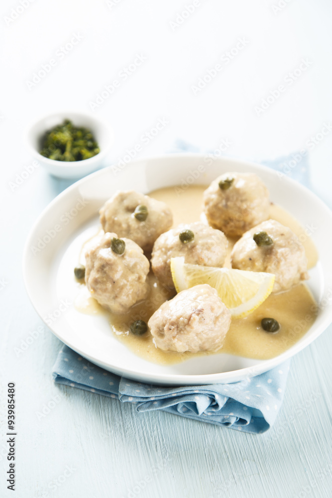 Meatballs with capers in mustard sauce