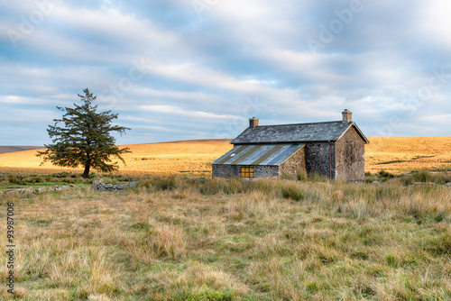 Fotografie Lonely Cottage on the Moors