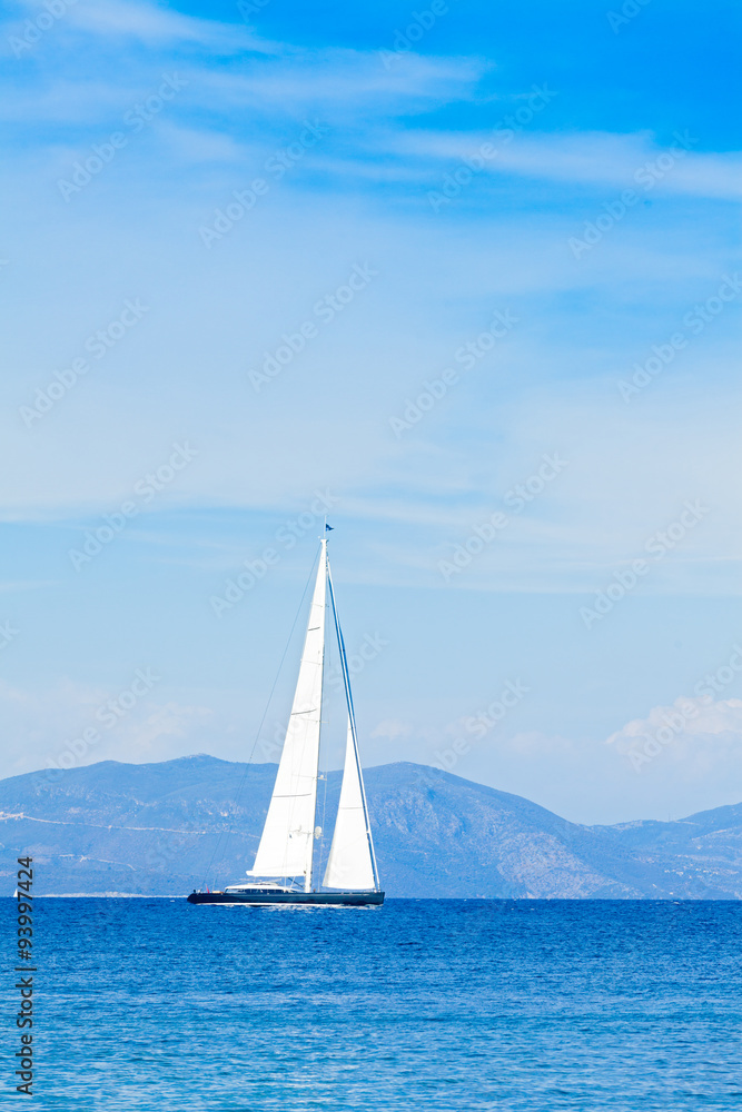 Fototapeta premium The horizon has no limits