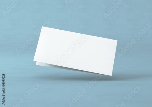 Flyer Broschüre Din Lang auf Hintergrund