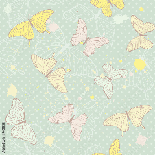 Delicate seamless pattern with butterflies