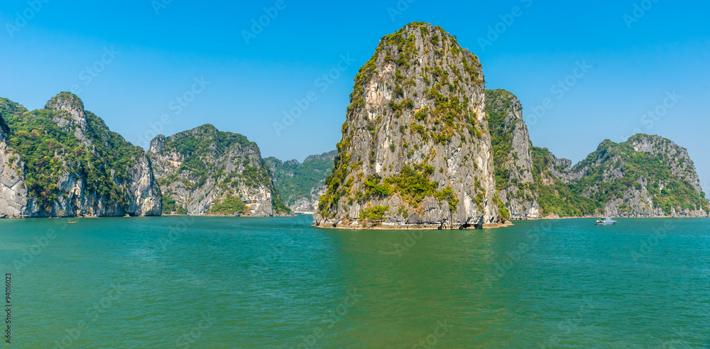 Naklejka premium Halong Bay Vietnam