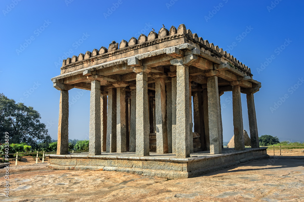 Fototapeta premium Ruins of Hampi, a UNESCO World Heritage Site, India.