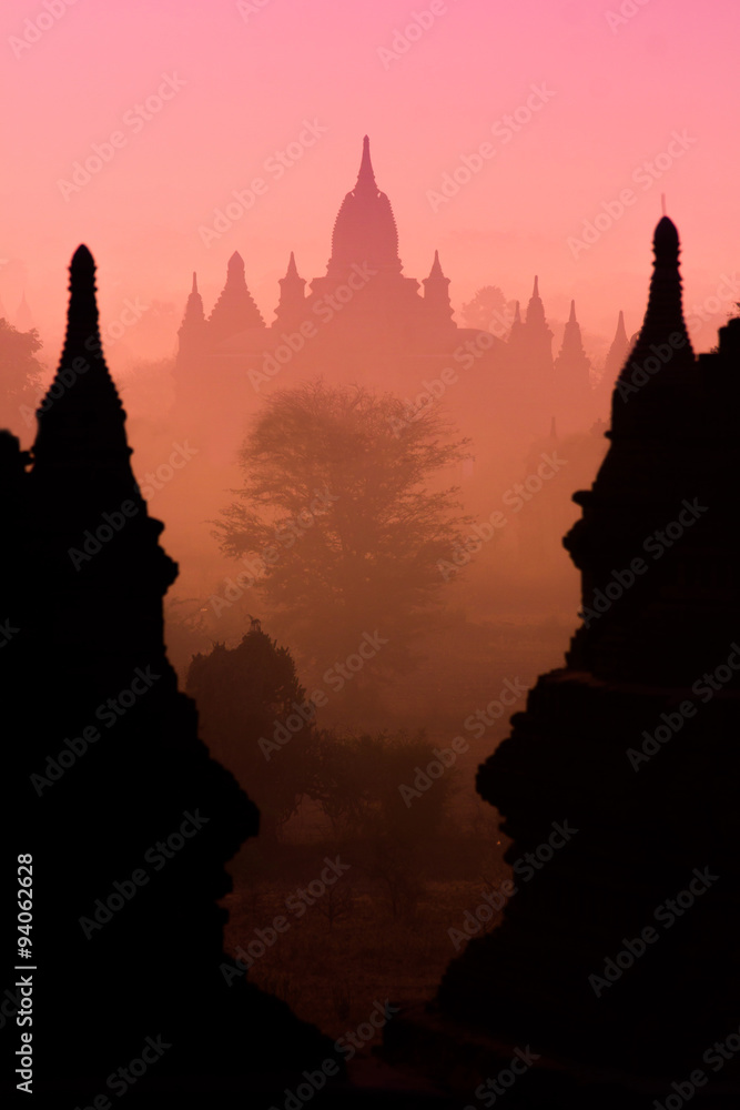 Silhouette Temples in Bagan