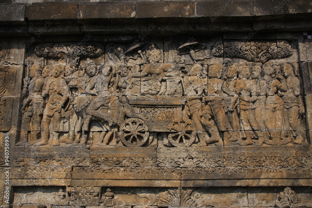 un bas relief au temple de Borobudur