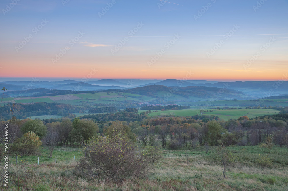 Fototapeta premium ein Morgen in der Rhön bei der Wasserkuppe,Hessen,Deutschland