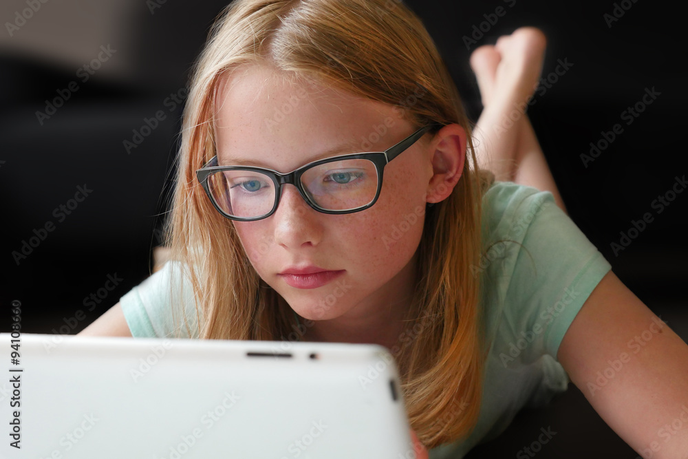 Watching a Video on the tablet PC Watching a Video on the tablet PC