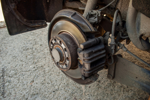 Car brake disk - changing wheel due to fault