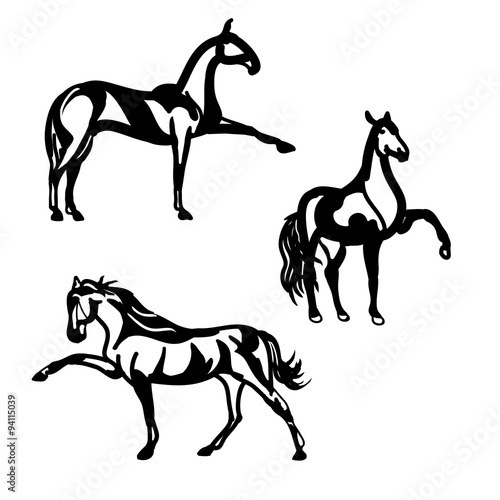 Horse walking (graphic silhouettes)