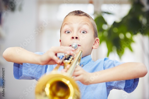Little trumpeter