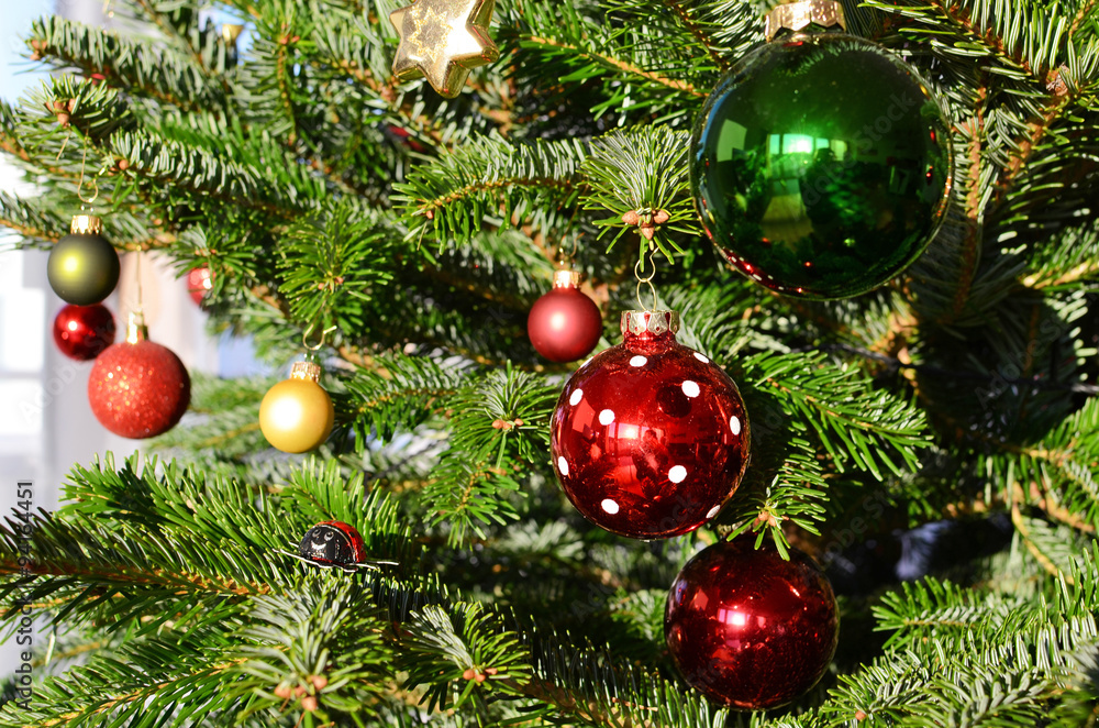 Toys on the Christmas tree Toys on the Christmas tree