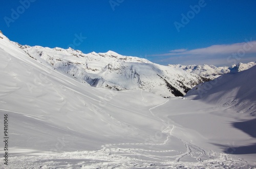 Wallpaper Mural Snow and mountain Torontodigital.ca