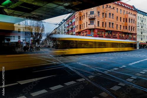 Photography Tram-Bahn-Rennen / Zwei Strassenbahnen der Berliner BVG scheinen ein Rennen auf der Danziger Strasse auszutragen