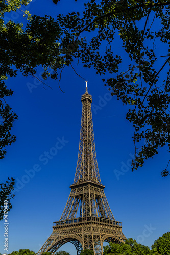 Tour Eiffel (Eiffel Tower), Champ de Mars in Paris, France. © dbrnjhrj
