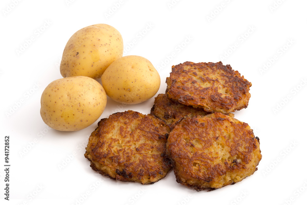 Kartoffelpuffer und Kartoffeln Kartoffelpuffer und Kartoffeln