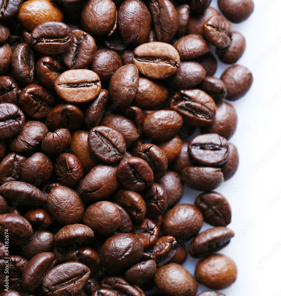Fototapeta premium Coffee beans on white background