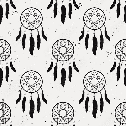 Vector grunge seamless pattern with dream catchers