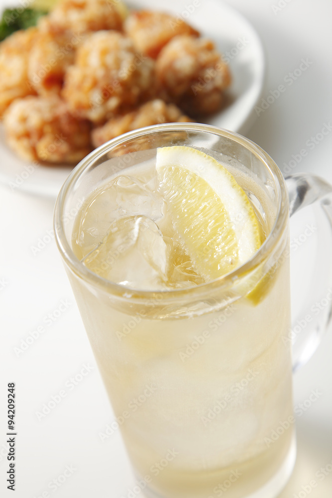 ハイボールと唐揚げ Whisky Highball and Fried chicken ハイボールと唐揚げ Whisky Highball and Fried chicken