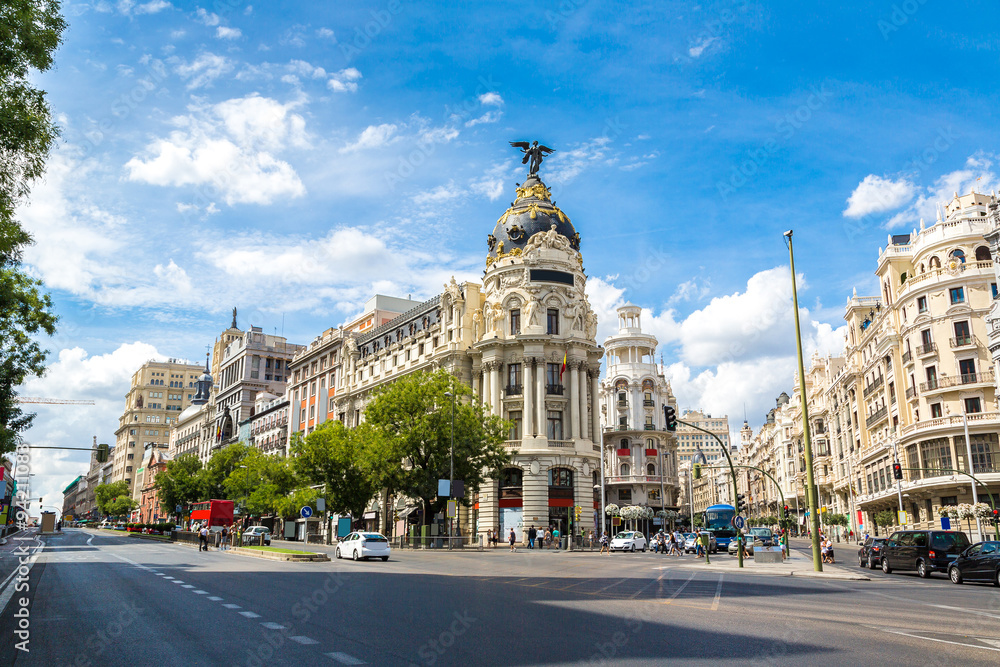 Fototapeta premium Metropolis w Madrycie, Hiszpania