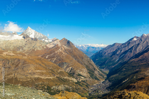Fototapeta Naklejka Na Ścianę i Meble -  Alps mountain landscape in Swiss