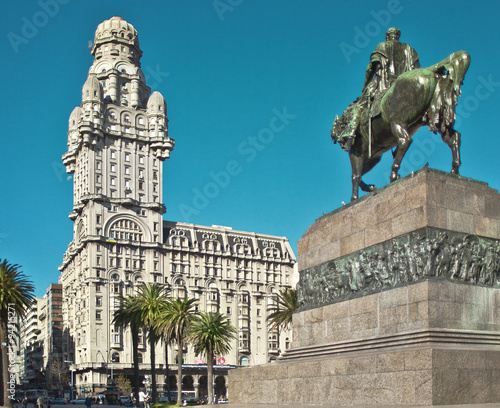 Foto Palacio Salvo in Montevideo, Uruguay High Definition