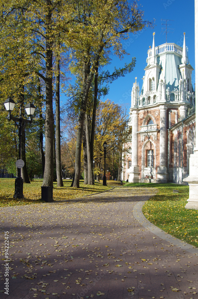 Obraz premium MOSCOW, RUSSIA - October 21, 2015: Grand Palace in Tsaritsyno in