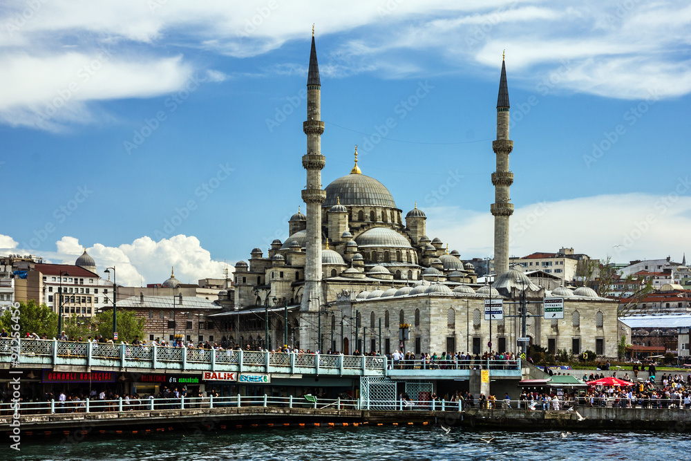 Galata bridge and mosque Emononu, Istanbul, Turkey