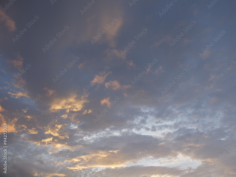 Obraz premium 夜明けの空 雲