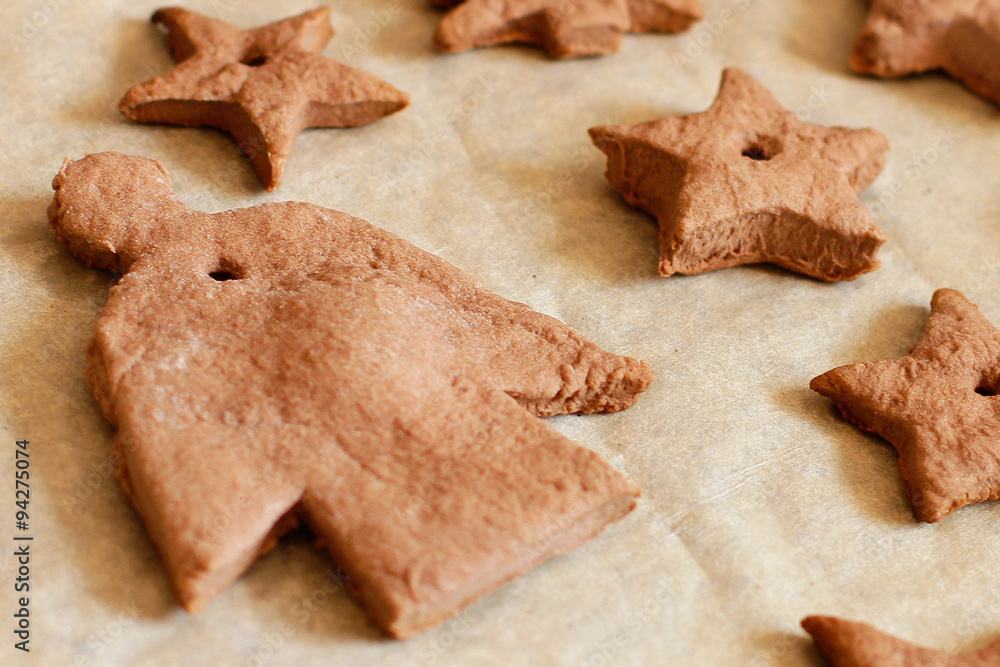Cookies in shape of an angel and stars for Christmas
Cookies in shape of an angel and stars for Christmas