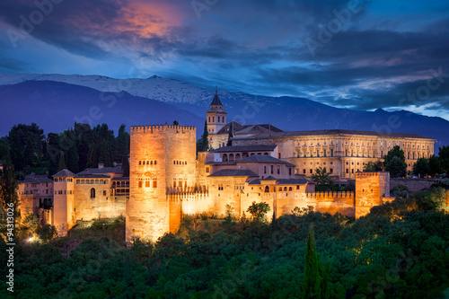 Night View of Famous Alhambra, European travel landmark photo