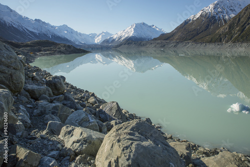 Fototapeta Naklejka Na Ścianę i Meble -  Glacier Lake