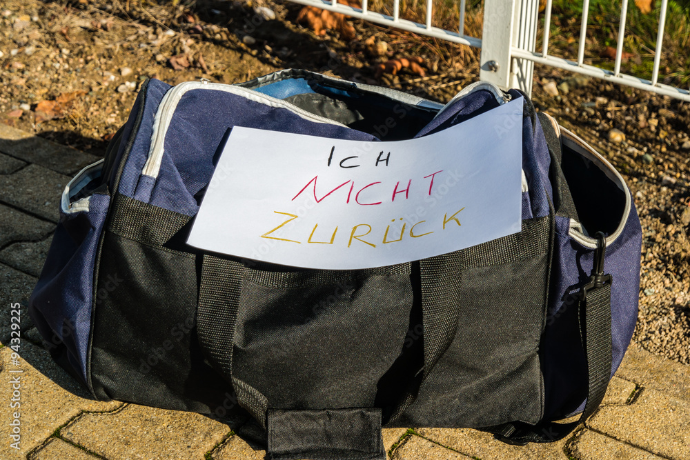 Naklejka premium Flüchtlinge Tasche 