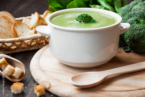 cream soup with green vegetables