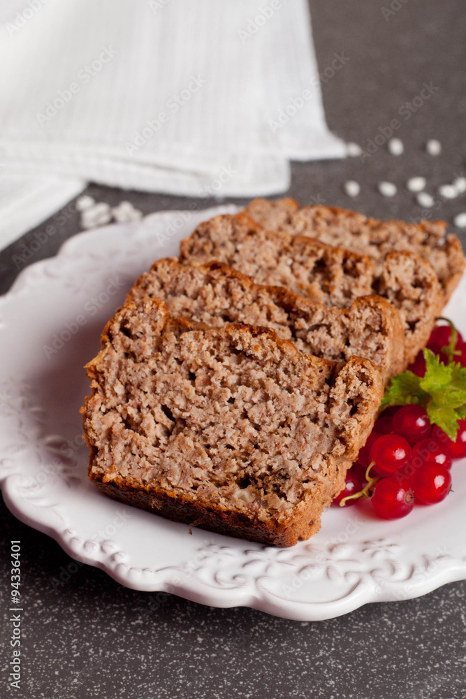 muffins with red currant