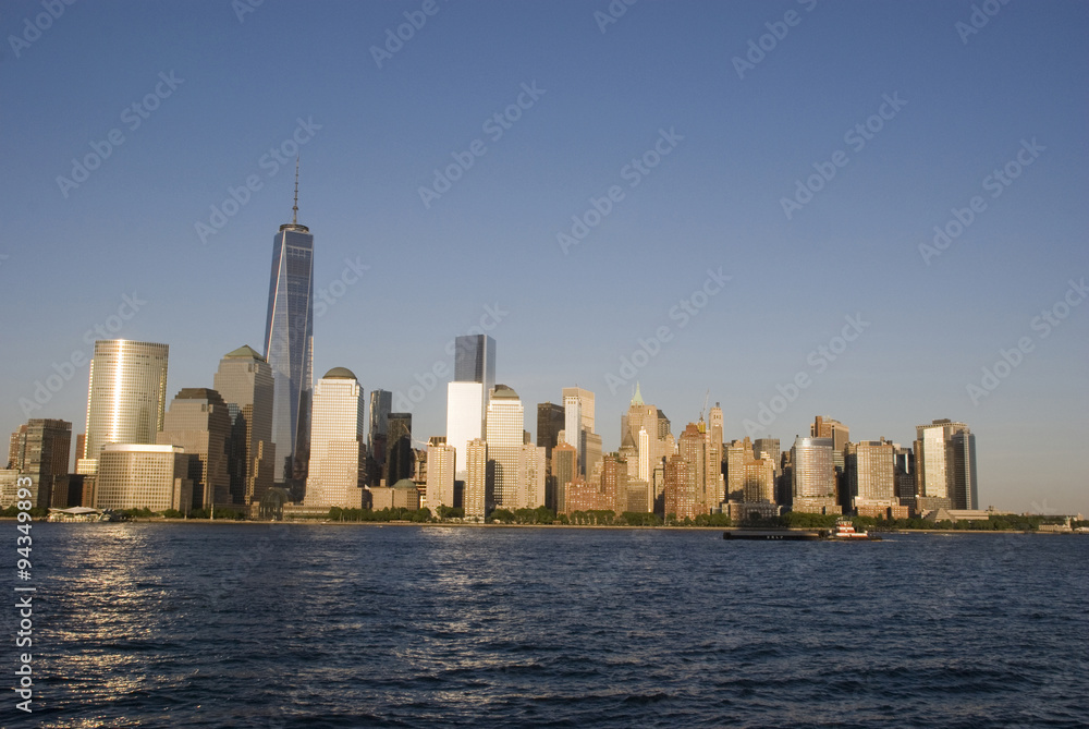 Fototapeta premium Skyline von Manhattan mit One World Trade Center, New York City - USA
