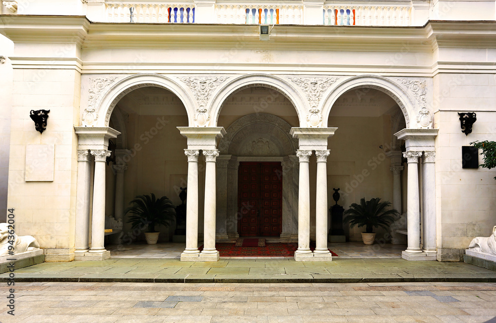 Obraz premium Main entrance