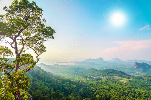 green mountains in Thailand © Goinyk