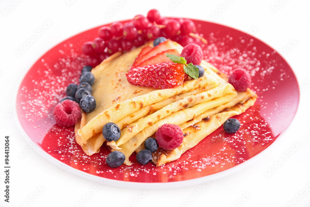 crepe and berry crepe and berry