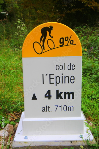 Foto borne kilométrique col de l'épine