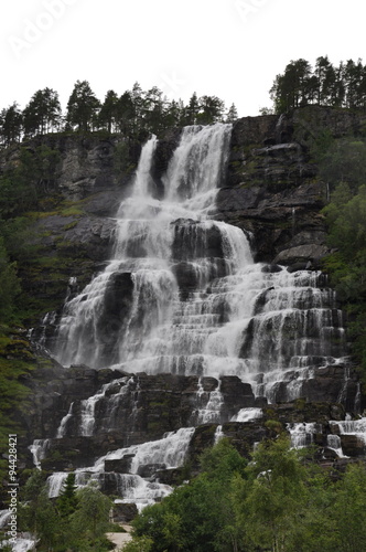 Wasserfall Tvinnefossen Voss Hopland Norwegen photo