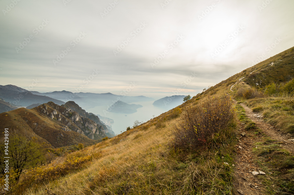 Fototapeta premium Lago d'Iseo e Valcamonica