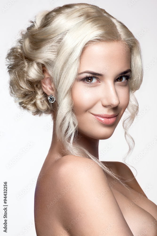 Beautiful woman portrait with nice make up and blond hairs Beautiful woman portrait with nice make up and blond hairs