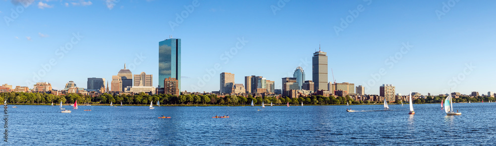 Naklejka premium Panorama widok Boston linia horyzontu w lecie