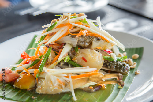 papaya salad with crab for thai food it delicious