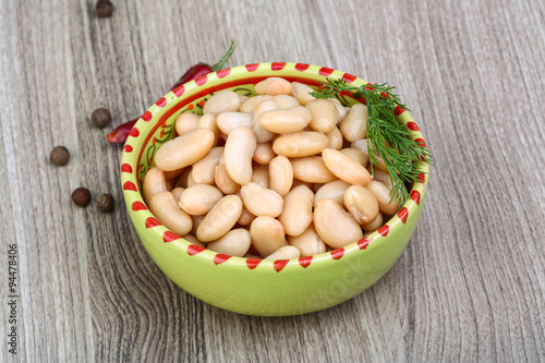 White canned beans