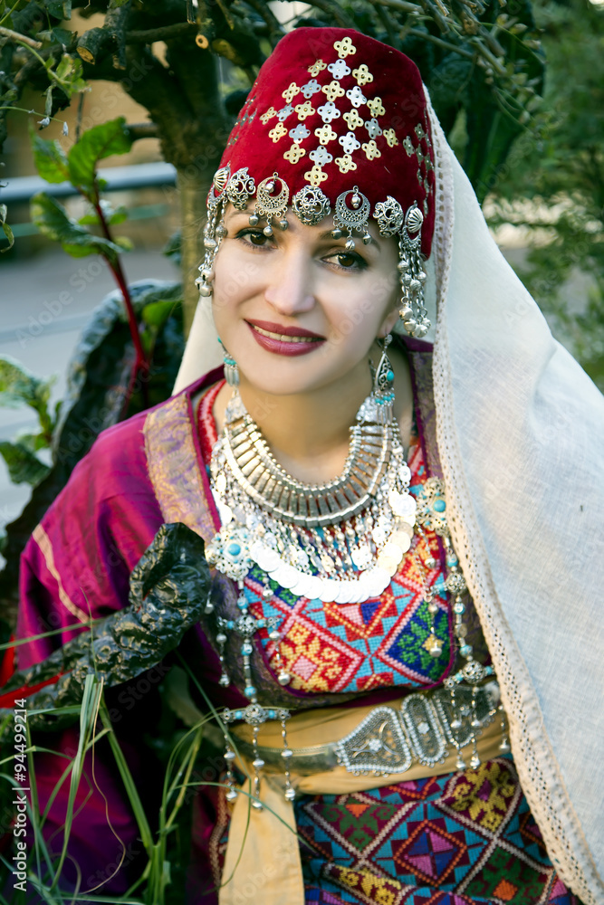 Portrait beautiful lady in the Armenian folk clothing and handwork ...