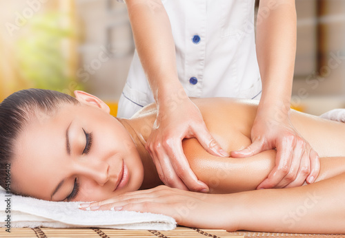 Massage in beauty salon